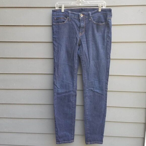J C Penny Skinny Jeans size 31/12 - Picture 1 of 9